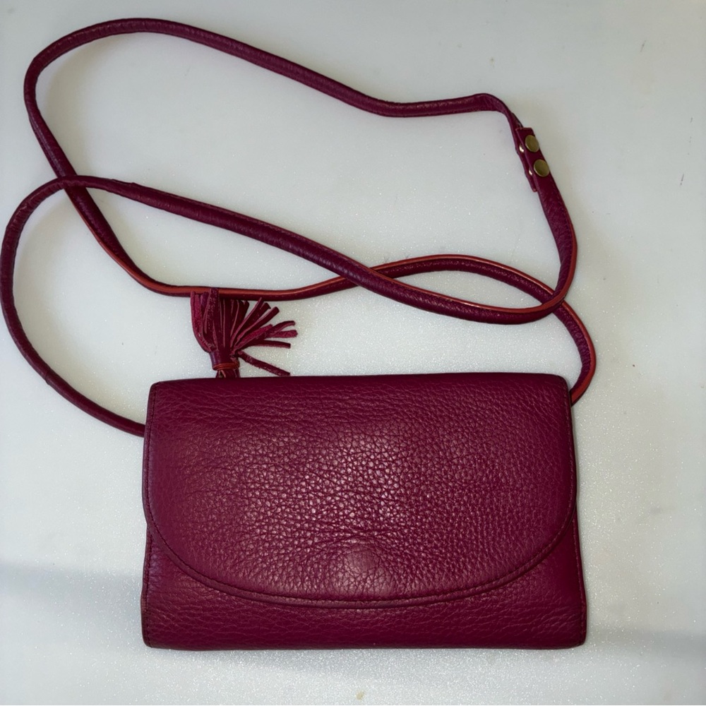 Fossil-Sophia Raspberry Leather SLG10362 Wallet Strap Orgz Purse Crossbody 8x5”